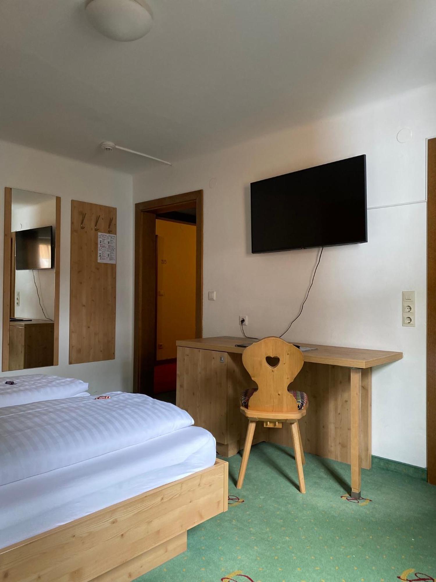 Hotel Gruenwaldkopf 오베르타우에른 외부 사진