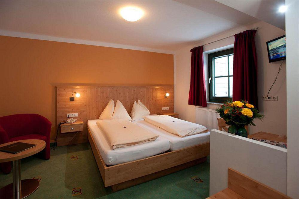 Hotel Gruenwaldkopf 오베르타우에른 외부 사진